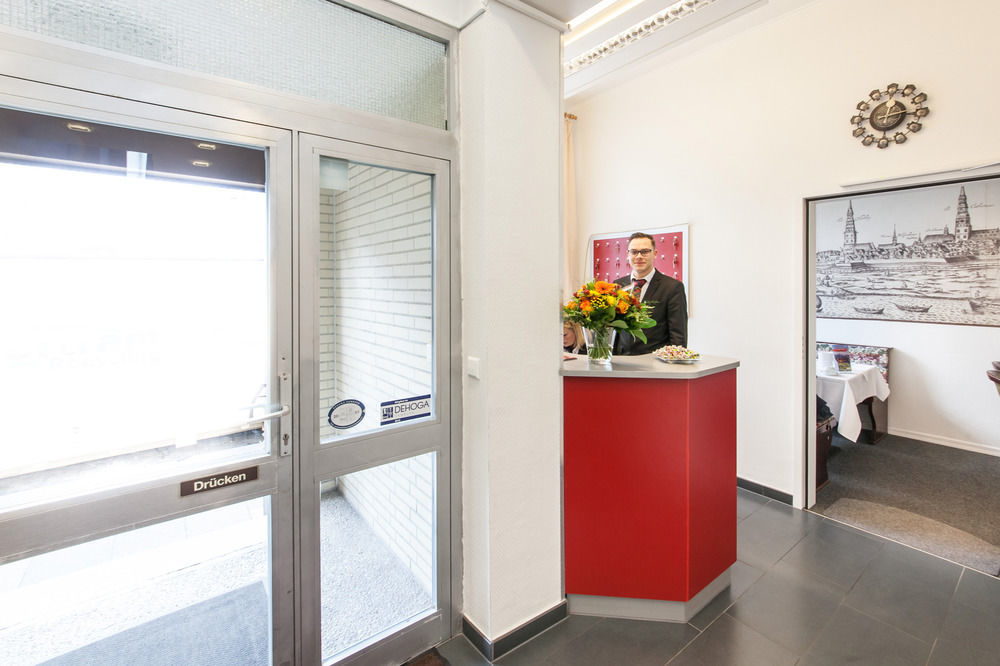 Signature Hotel Astoria Hamburg Bagian luar foto