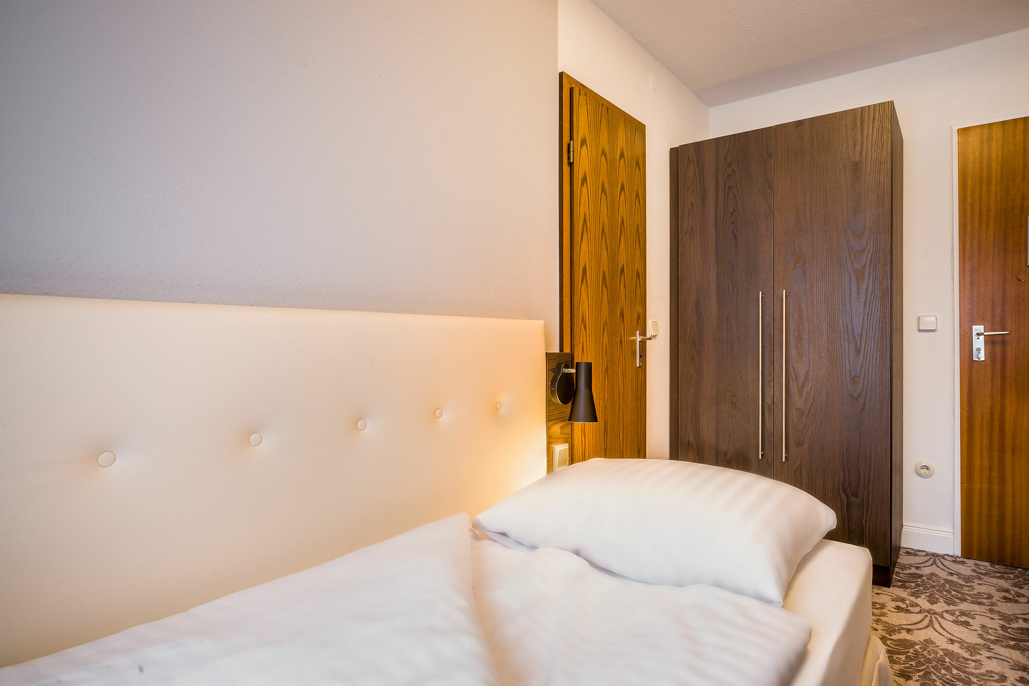 Signature Hotel Astoria Hamburg Bagian luar foto