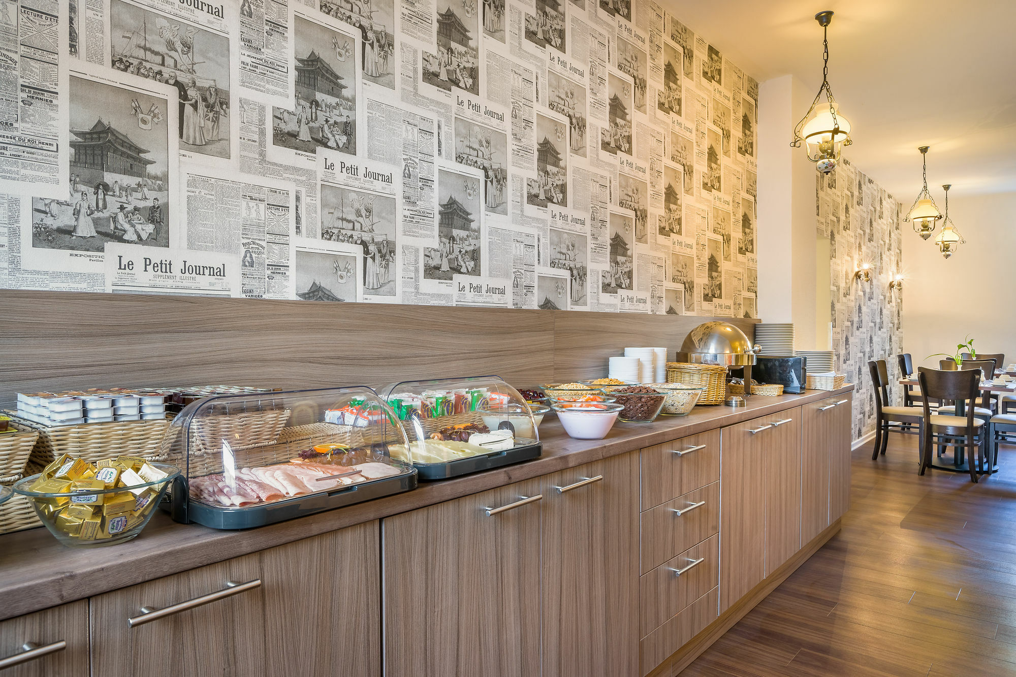 Signature Hotel Astoria Hamburg Bagian luar foto